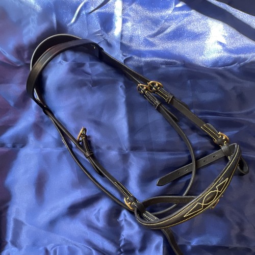 Black hand bridle - in,